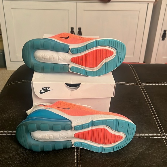 Nike Air Max 270, LavaGlow - Picture 3 of 4